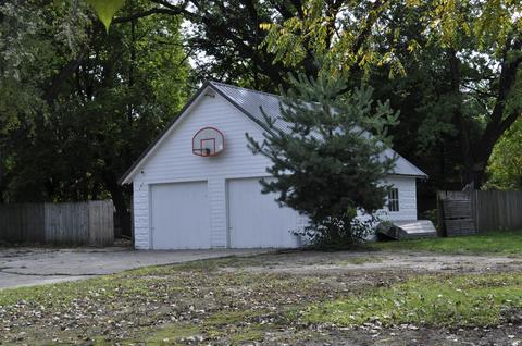 533 Howard St, Belding, MI 48809 photo 16
