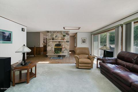 608 Whites Bridge Rd, Belding, MI 48809 photo 14