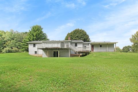 608 Whites Bridge Rd, Belding, MI 48809 photo 4