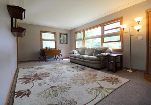 840 Upton Ave, Springfield, MI 49037 photo 2