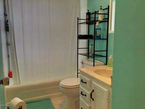 561 Cosmopolitan, Marshall, MI 49068 photo 9