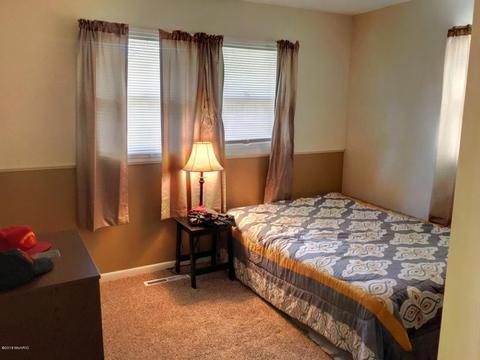 561 Cosmopolitan, Marshall, MI 49068 photo 7