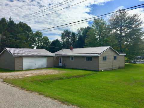 3029 Birch Dr, Stanton, MI 48888 photo 6