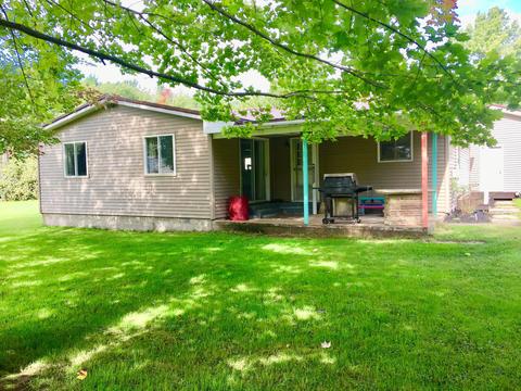 3029 Birch Dr, Stanton, MI 48888 photo 5