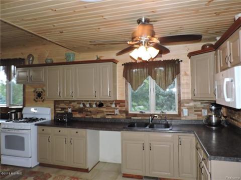 550 E Sisson Rd, Freeport, MI 49325 photo 9