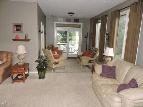 550 E Sisson Rd, Freeport, MI 49325 photo 4