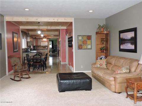 550 E Sisson Rd, Freeport, MI 49325 photo 5
