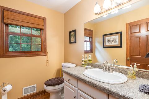 554 Roundtree Ln, Ada, MI 49301 photo 21