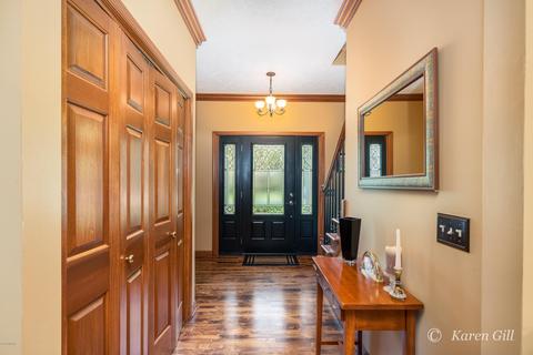 554 Roundtree Ln, Ada, MI 49301 photo 5