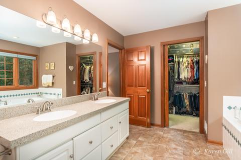 554 Roundtree Ln, Ada, MI 49301 photo 27