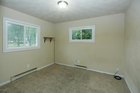 58152 Circle Dr, Three Rivers, MI 49093 photo 10
