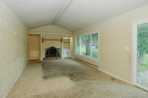 58152 Circle Dr, Three Rivers, MI 49093 photo 3