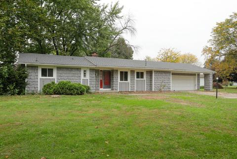 58152 Circle Dr, Three Rivers, MI 49093 photo 1
