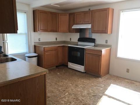 403 Sixth Ave, Three Rivers, MI 49093 photo 10