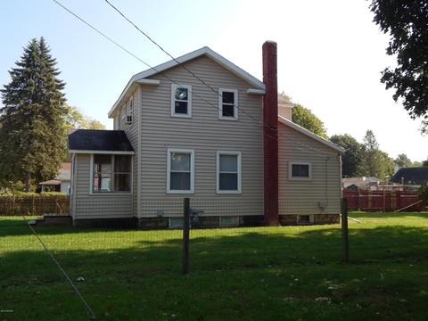 403 Sixth Ave, Three Rivers, MI 49093 photo 3