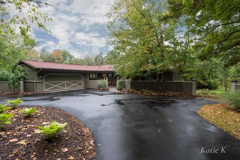 8751 Cascade Rd SE, Ada, MI 49301 photo 2
