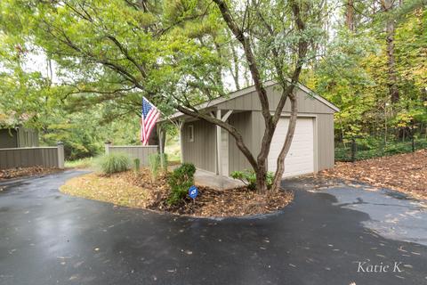 8751 Cascade Rd SE, Ada, MI 49301 photo 4