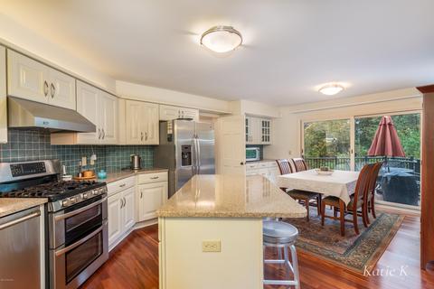 8751 Cascade Rd SE, Ada, MI 49301 photo 9