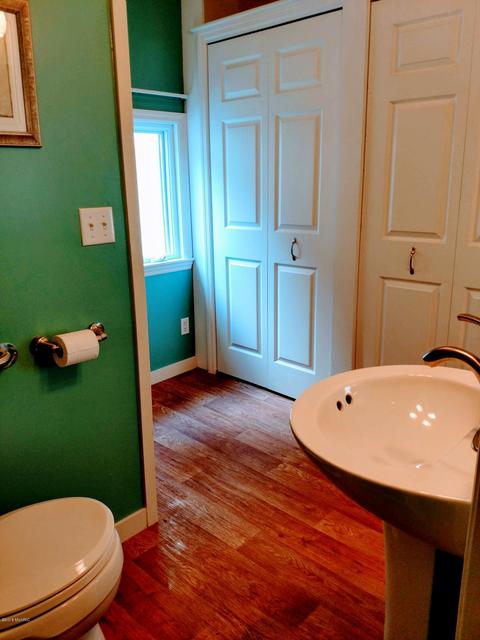 109 E Center St, Belding, MI 48809 photo 21