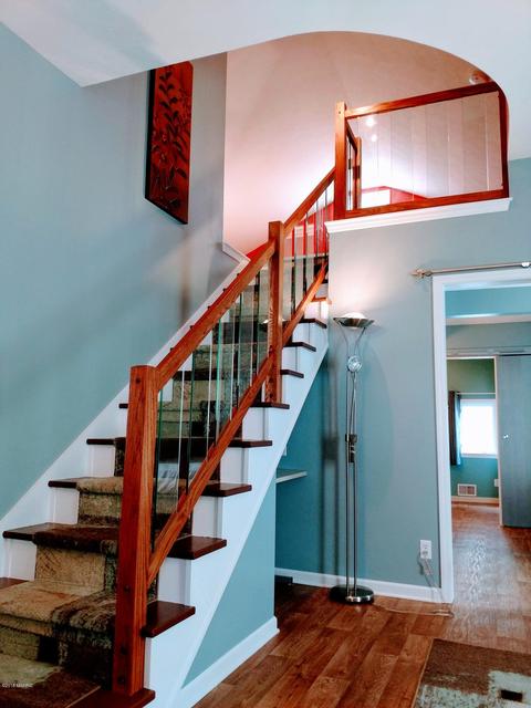 109 E Center St, Belding, MI 48809 photo 4