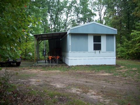 4365 E 48th St, Chase, MI 49623 photo 1