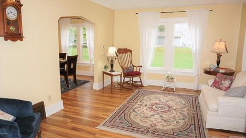 115 Bronson St, Decatur, MI 49045 photo 6