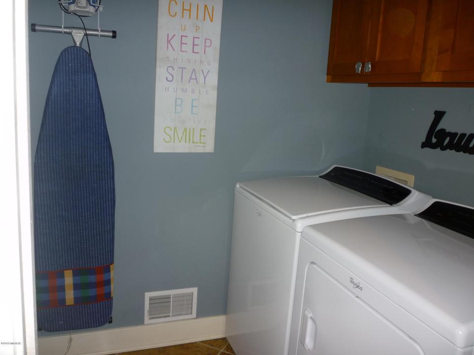  7491 Augusta Ln, Hudsonville, MI 49426 photo 18