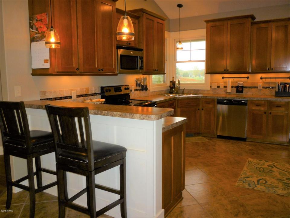  7491 Augusta Ln, Hudsonville, MI 49426 photo 5