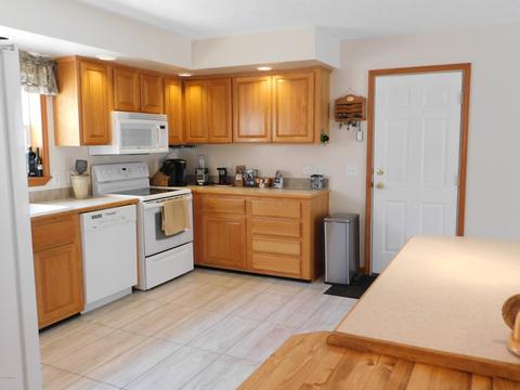 7631 Day Rd, Bellevue, MI 49021 photo 22