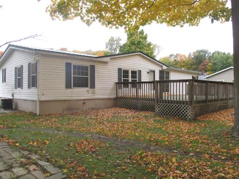4179 E Shore Dr, Stanton, MI 48888 photo 1