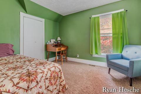504 N Bridge St, Belding, MI 48809 photo 18