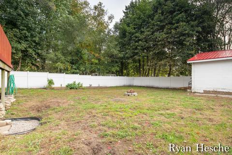 504 N Bridge St, Belding, MI 48809 photo 20