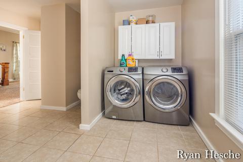504 N Bridge St, Belding, MI 48809 photo 13