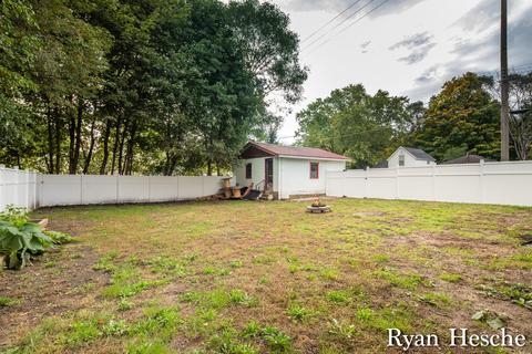 504 N Bridge St, Belding, MI 48809 photo 22