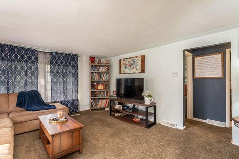 311 E Maple St, Wayland, MI 49348 photo 5