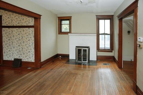 710 E Prospect St, Marshall, MI 49068 photo 14