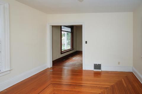 710 E Prospect St, Marshall, MI 49068 photo 6