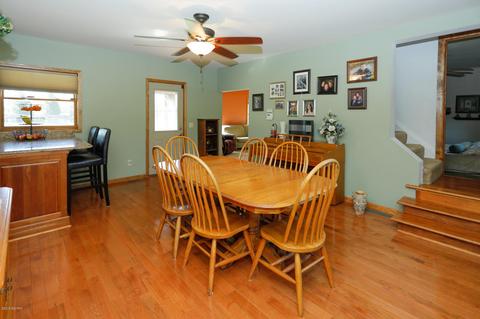 16061 Division Dr, Marshall, MI 49068 photo 9
