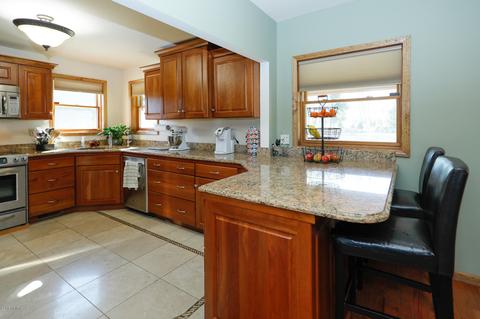 16061 Division Dr, Marshall, MI 49068 photo 10