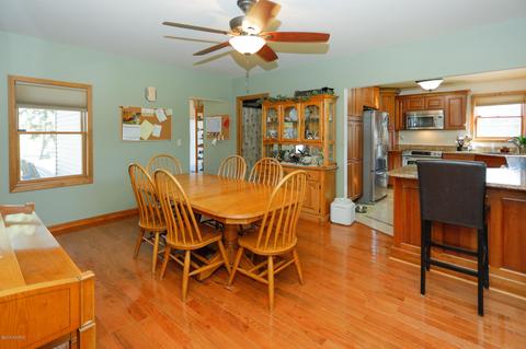 16061 Division Dr, Marshall, MI 49068 photo 8