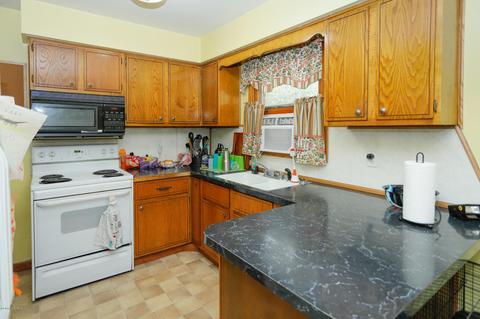 64550 W Northpark Dr, Constantine, MI 49042 photo 7