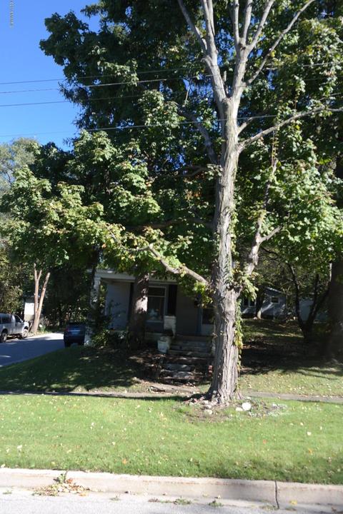 401 Days, Buchanan, MI 49107 photo 2