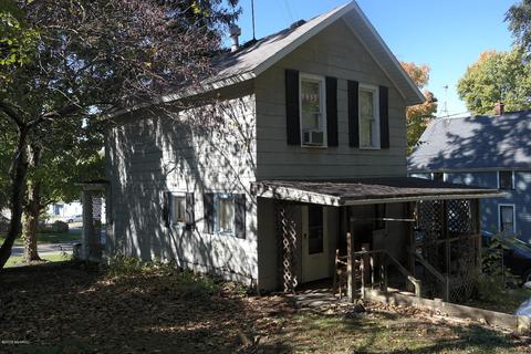401 Days, Buchanan, MI 49107 photo 5