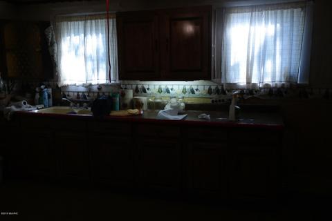 401 Days, Buchanan, MI 49107 photo 9