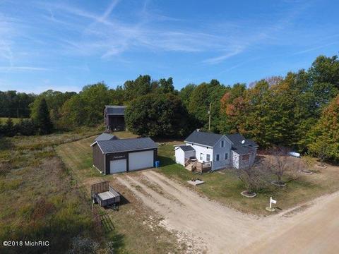 8288 S Gurd Rd, Dowling, MI 49050 photo 2