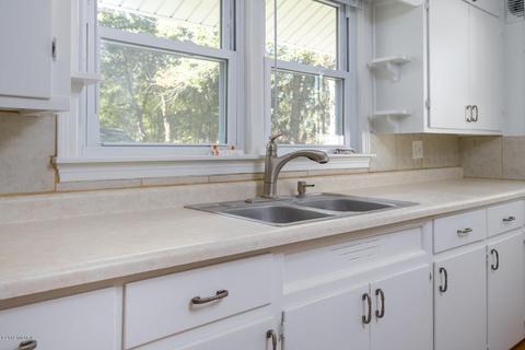 513 Keyes Dr, Parchment, MI 49004 photo 9