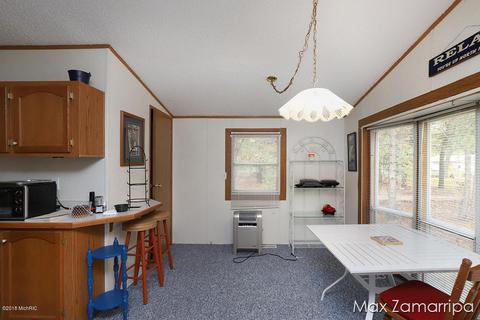 6202 E 29th St, White Cloud, MI 49349 photo 10