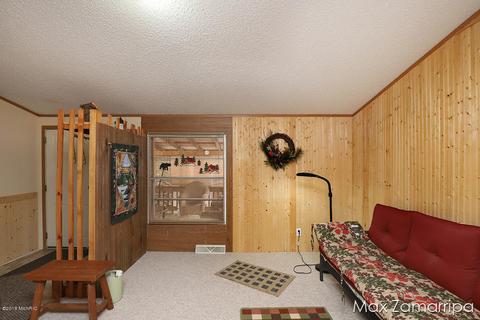6202 E 29th St, White Cloud, MI 49349 photo 6