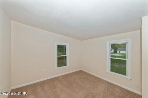 222 Irving St, Belding, MI 48809 photo 22