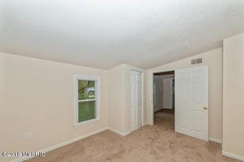 222 Irving St, Belding, MI 48809 photo 23
